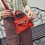 Lady's bag with one shoulder and cross-body handbag